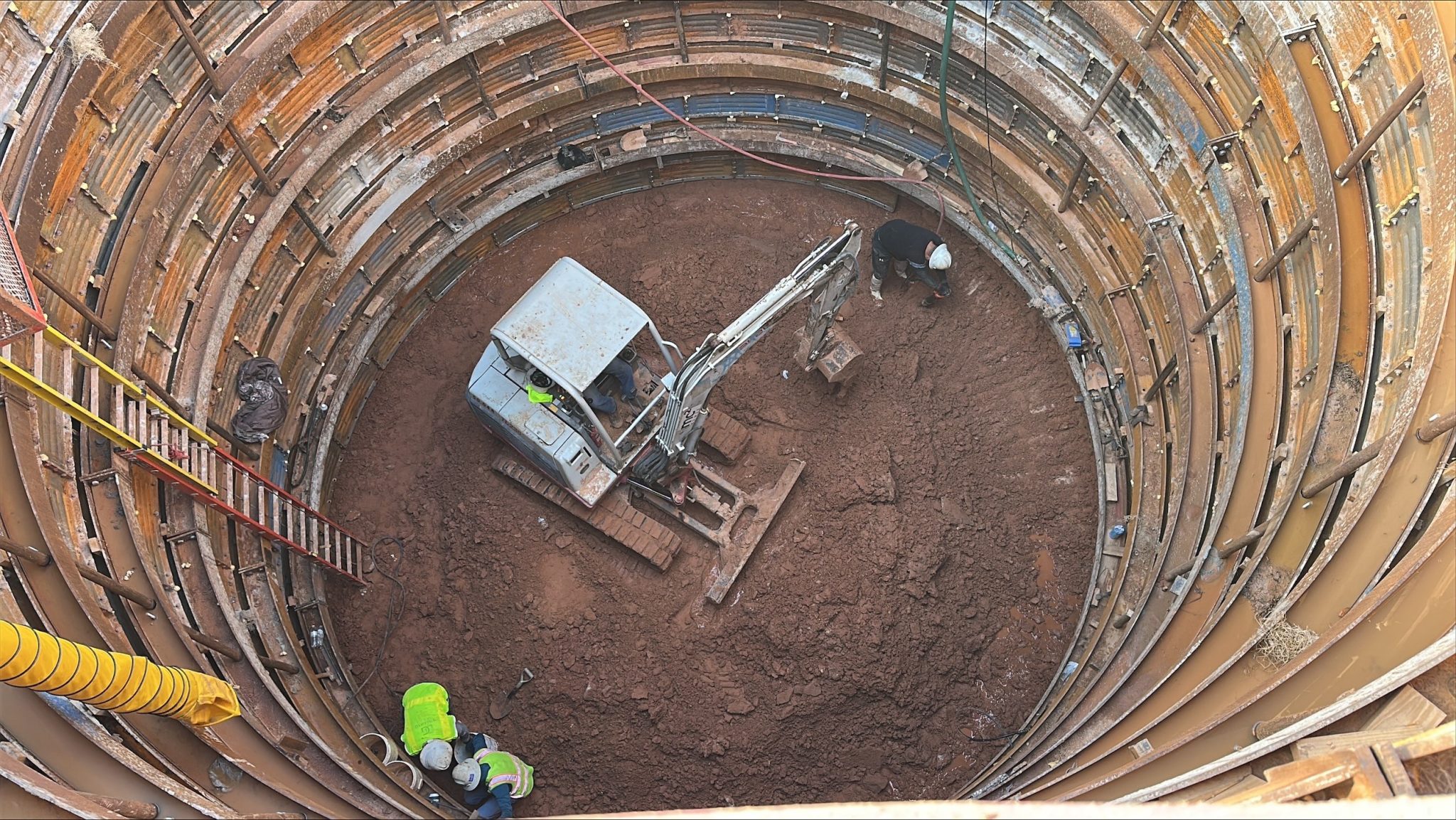 KM-2 – Mayde Creek Retrieval Shaft Liner Plate Installation – November 2025